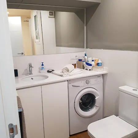 - Apartament